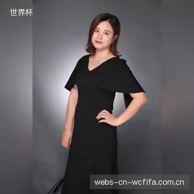 伏月彤